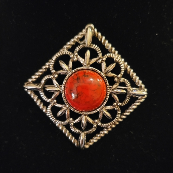 Sarah Coventry Jewelry - Vintage 70's Sarah Coventry Inca Fire Brooch/Pendant